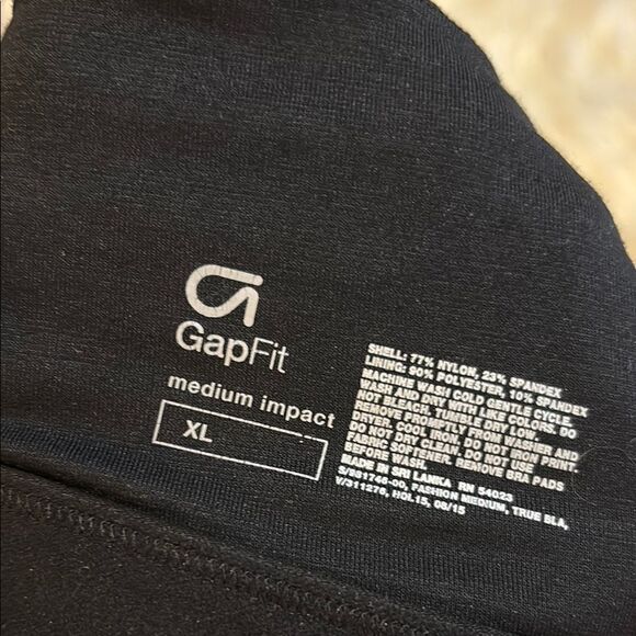 GAP Black Sports Bra with Wide Straps - Picture 3 of 4